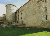 Chateau de Craun Facade nord qui bordait la cour d'honneur